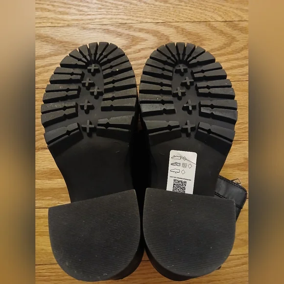 ASOS Miss Selfridge NWOB Black Zipper Punk Steam Grunge Indie Rock Boots 6 UK 4 - Picture 10 of 16